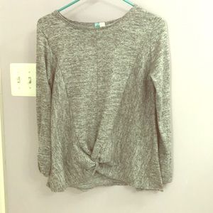 Sweater with tie in front